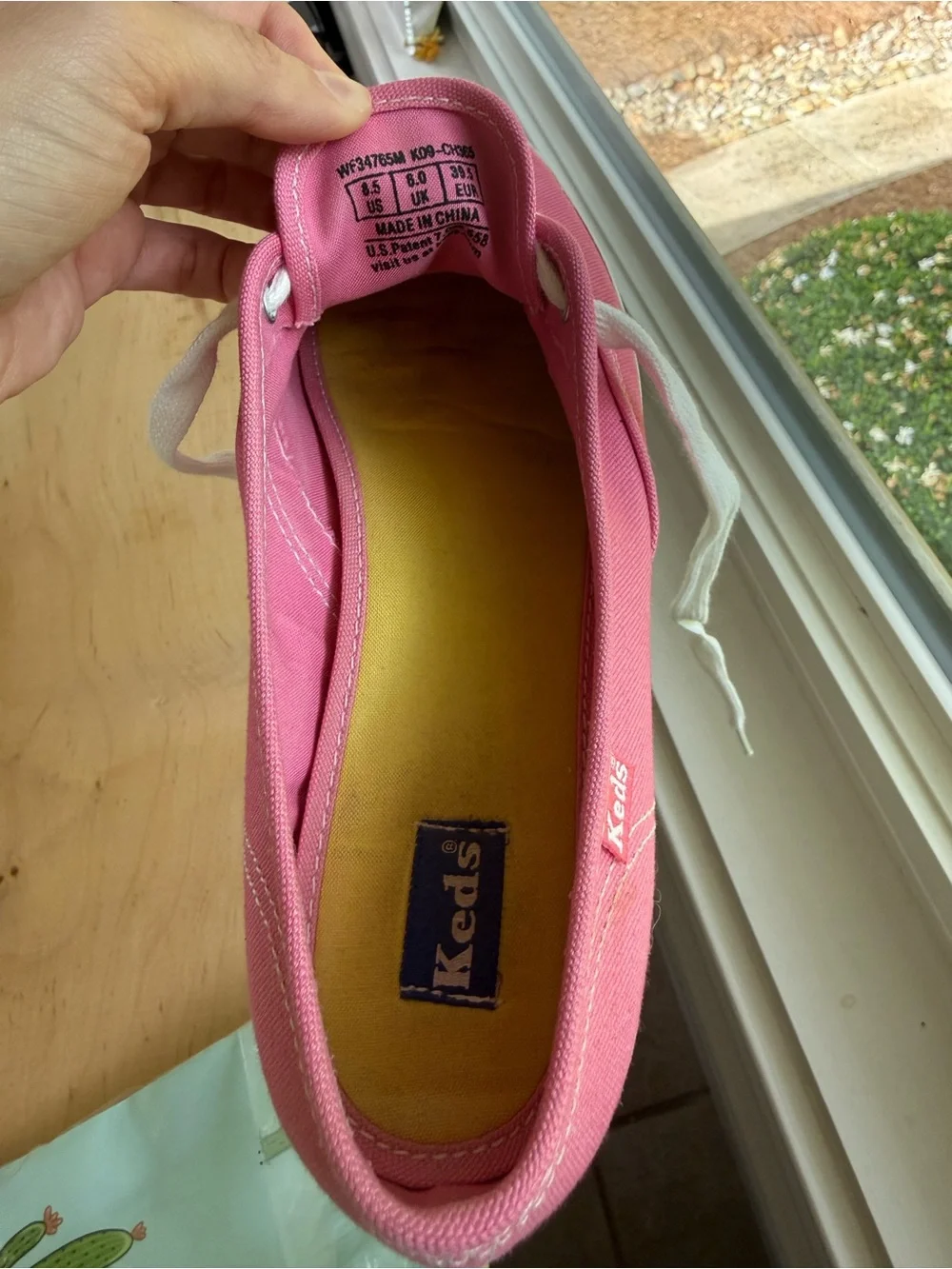 Women’s Keds Pink Canvas Low-Top Sneakers with White Laces - Picture 11 of 11